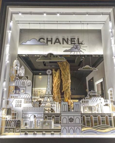 champs elysees paris chanel